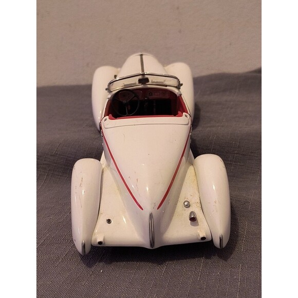 Franklin 1935 Boattail Auburn Speedster (White/Red) NO BOX, FOAM, TOP Nor Wheel - Picture 7 of 12